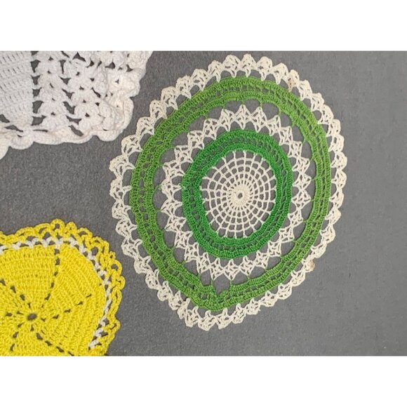 Vintage Hand-Crocheted Lace Doilies Set of 3 - Picture 4 of 9